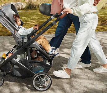 Going Out With Baby: Carrier, Stroller & Newborn Outing Checklist