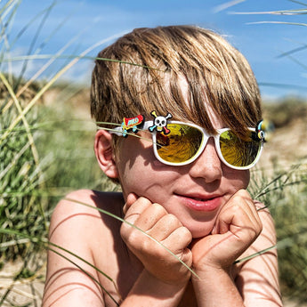 Childrenβs grey sunglasses & charm kit - Skate - My Little Thieves