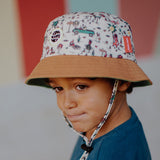 Hello Hossy Jungly Bucket Hat
