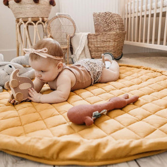 Organic Soft Baby Play Mat and Storage Bag – Mustard Chai Tea - My Little Thieves