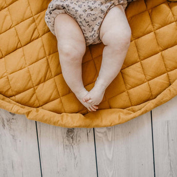 Organic Soft Baby Play Mat and Storage Bag – Mustard Chai Tea - My Little Thieves