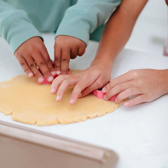 Silicone Cookie Cutter & Spatula Set - My Little Thieves