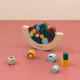 Wooden balancing game - My Little Thieves