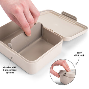 Done By Deer Lunch Box with Divider Tiny Farm Powder