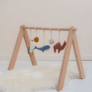 Activity arch - Camel - Heron - Whale