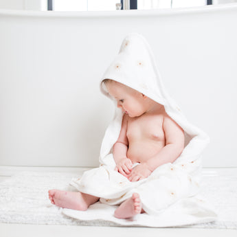 Lulujo Cozy Hooded Baby Towel Soft, Stylish & Versatile | Bath Towel