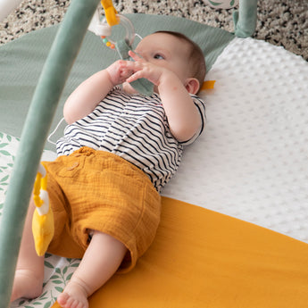 Sophie La Girafe Reverso Playmat Activity Center | Baby Play