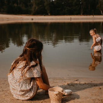 Swim Essentials Leopard Silicone Sand Bucket Set | Kids Beach Toys