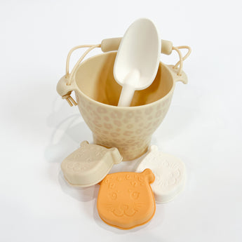 Swim Essentials Leopard Silicone Sand Bucket Set | Kids Beach Toys