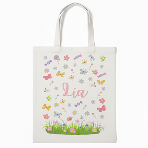 Tote bag with floral design and name 'Lia' on a white background