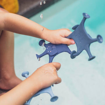 Trixie Animal Suction Bath Game 3 Pack | Mrs. Elephant’s Family Blue