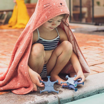 Trixie Animal Suction Bath Game 3 Pack | Mrs. Elephant’s Family Blue