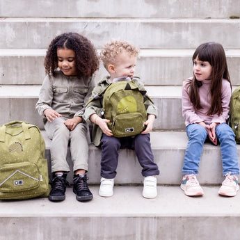Trixie School Essential Set: Backpack 12" & Bottle 50