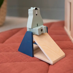 Wooden school with accessories