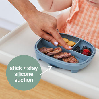b.box 2 in 1 suction plate | Strong suction base | Removable divider to age up | Grows with your child | Curved sides for easy scooping | Dishwasher Safe | From 6m+