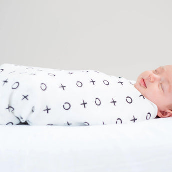 Bamboo Swaddle - Hugs & Kisses - My Little Thieves