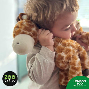 Giggles the Giraffe – official publisher image 7