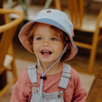 Hello Hossy Mini Aqua bucket hat lifestyle photo