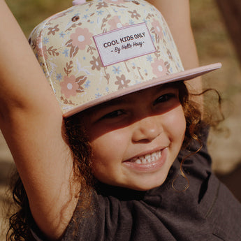 Hello Hossy Pastel Blossom kids cap lifestyle photo