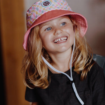 Hello Hossy Pinky Square Bucket Hat