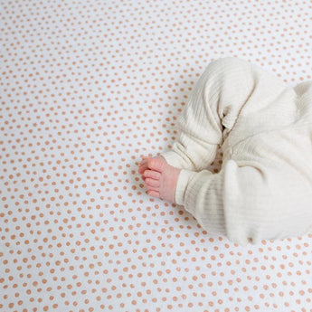 Muslin Crib Sheet - Dots - My Little Thieves