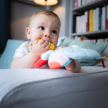 Sophie La Girafe My Awakening Companion Hanging Toy | Baby - My Little Thieves