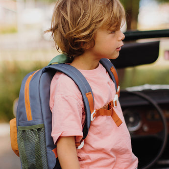Hello Hossy Mini Marine backpack lifestyle