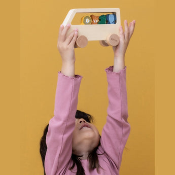 Wooden animal bus - My Little Thieves